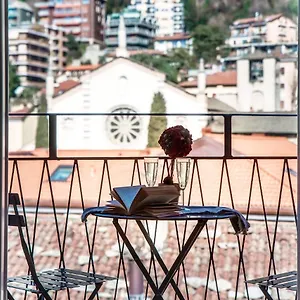  Apartment Anna's Super Cozy Flat, With A/c, High Speed Wifi, Near The And Public Transport Italy